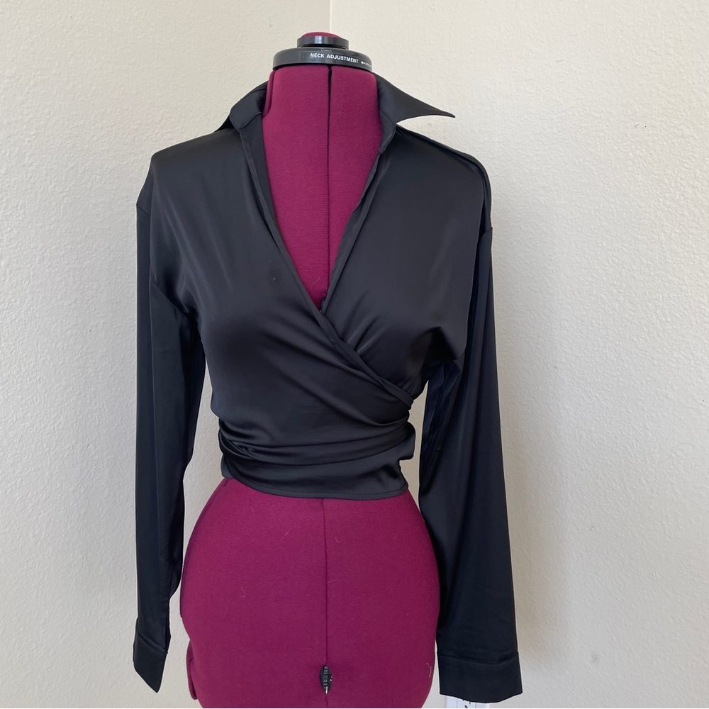 Elegant Black Wrap Top NWOT Size SM